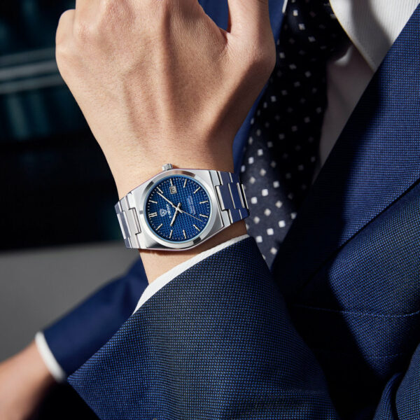 Waterproof Luminous Date Week Men Watch - Image 7